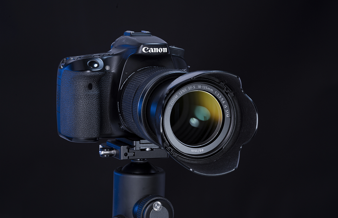 佳能70D相機(jī)在通訊設(shè)備產(chǎn)品拍攝中的應(yīng)用與技巧